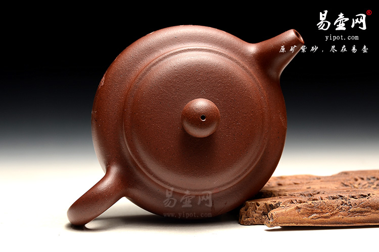 宜兴名家紫砂壶，阳羡紫砂壶，陈顺根紫砂壶艺术，云扁壶图片