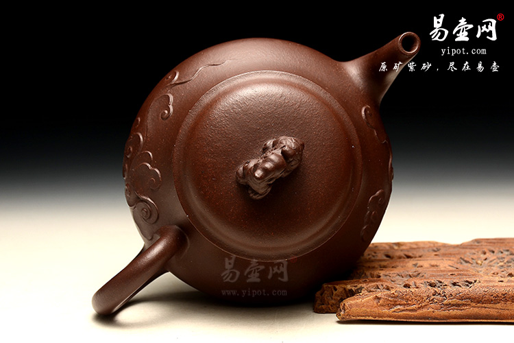 宜兴紫砂壶名家：徐俊英飞龙在天壶图片